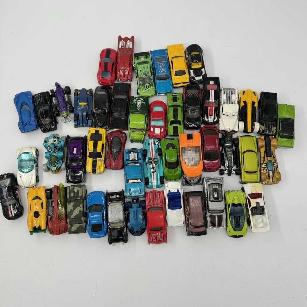 Hot Wheels Diecast Car Lot Of‎ 47 Mattel 2000s 1:64 Mixed Models Toy Cars VTG